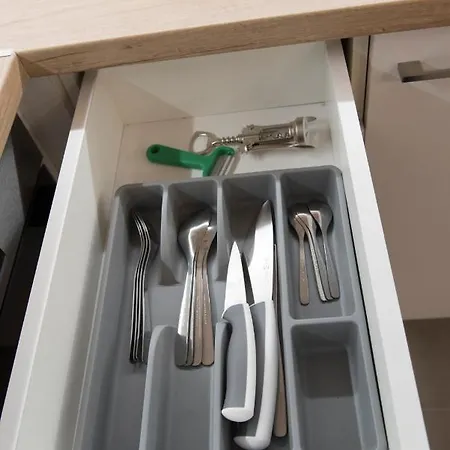 Center Designer Sofia